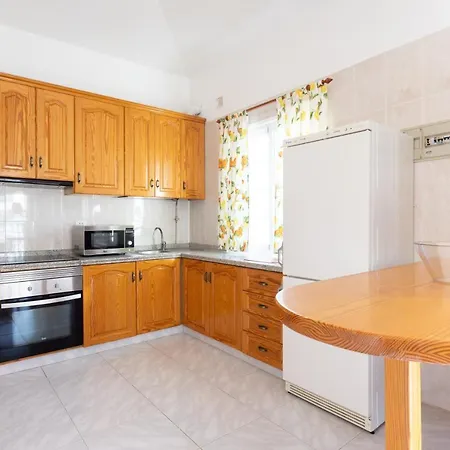 Live Playa Chica Abades Apartment *