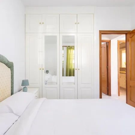 Live Playa Chica Abades Apartment